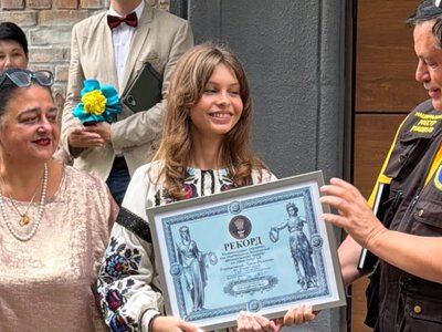15-річна українка встановила національний рекорд, склавши іспит найвищого рівня з французької мови