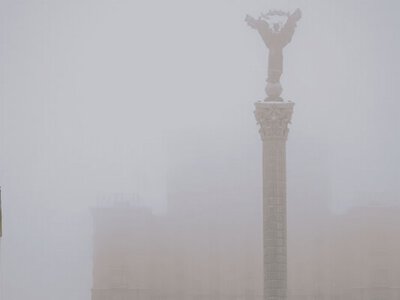 У Києві фіксують задимлення: мешканцям радять зачинити вікна