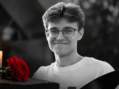 Навчався на психолога в ДНУ: стало відоме ім’я 20-річного хлопця, який помер після атаки рф на Дніпро