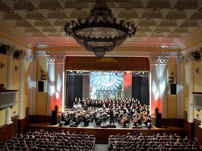 У Запорізькій обласній філармоній потужно відкрили 70-й симфонічний сезон - фото