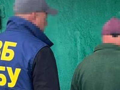 Працевлаштувався на кілька заводів, щоб коригувати по них удари: СБУ затримала ворожого агента