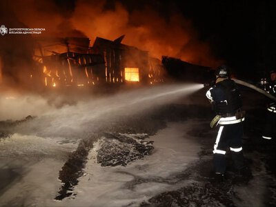 Двоє людей загинули, шестеро поранені: росіяни одночасно вдарили по трьох містах Дніпропетровщини (фото)
