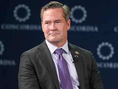 Майк Волтц пояснив, чому Трамп згадав проблеми російських НПЗ