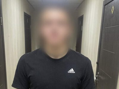 У Харкові чоловік вчинив дебош у громадському місці та напав на поліцейського