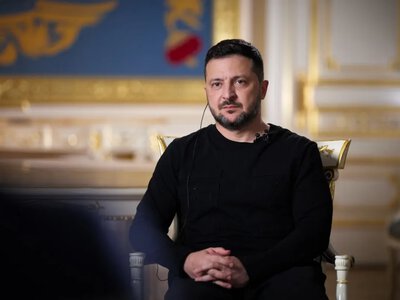 Зеленський прибув до Нью-Йорка: зустрівся із сенаторами та Макроном і готується до переговорів із Трампом
