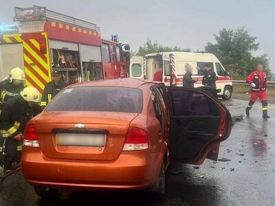Смертельна аварія на Закарпатті: зіткнулись легковик і дві вантажівки — PMG.ua
