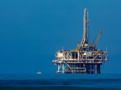 Нафта відновила зростання після чотирьох днів падіння