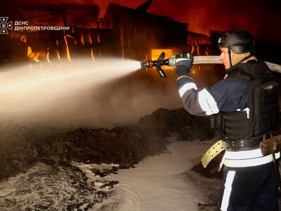 ДСНС показала наслідки ворожих обстрілів у Дніпрі та по всій Україні