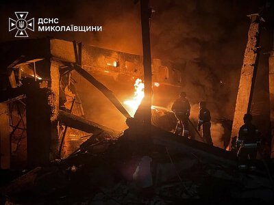 У Новому Бузі «шахед» влучив у склад із зерном: сталася пожежа