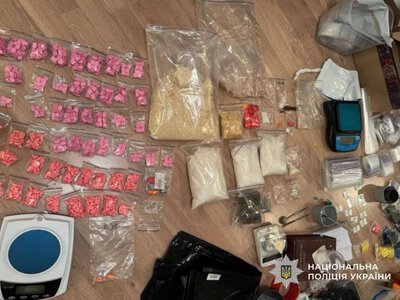Психотропи на 5 мільйонів: у Дніпрі затримали одного з керівників наркошопу