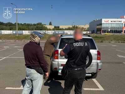 У Києві викрили схему поборів з агролісництв: вимагали по 500 доларів щомісяця