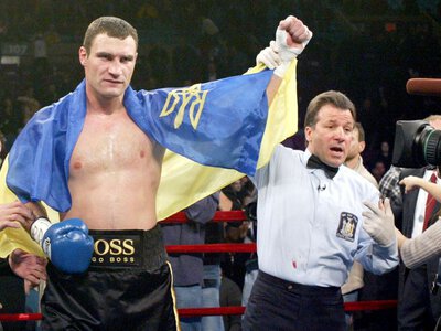 Відомий тренер назвав боксера, який влаштував Кличку найважчий бій після Льюїса