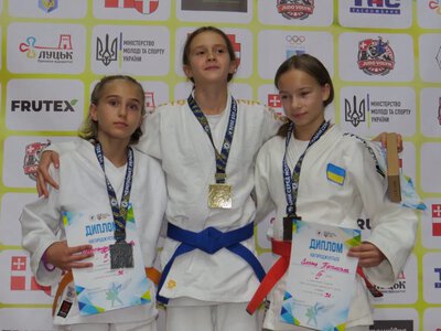 Волинські дзюдоїстки вибороли срібло та бронзу на домашньому чемпіонаті України U-15