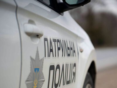 У Франківську водій їздив із документом на авто з ознаками підробки
