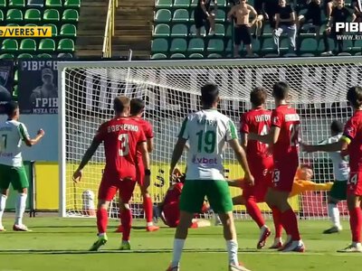 Рівняни домінували, але не дотиснули «Карпати» у Львові: VAR-вилучення та втрачена перемога (ВІДЕО)