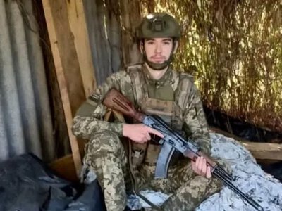 Перебило ногу, але командування не залишив: прикордонник із Волині розповів про жорсткий бій на Харківщині (Фото)