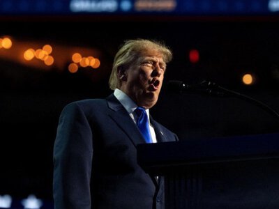 Трамп заявив, що переїменує ШІ на суперінтелект