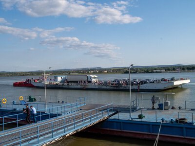 В чергах на кордоні стоять понад 9,5 тисяч вантажівок: найдовше очікування - в Орлівці