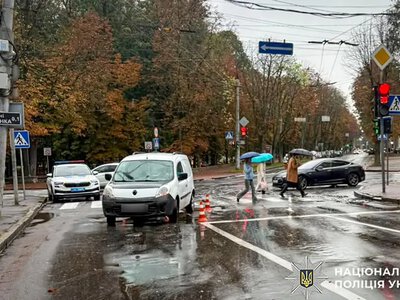 72-річна жінка травмувалася внаслідок ДТП на перехресті у центрі Хмельницького