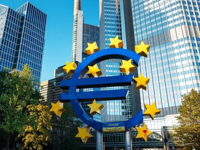  ЄС продовжує санкції проти 3000 осіб на три роки, але виводить зі списку Усманова і Фрідмана 