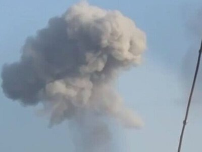 Окупанти хвилями атакують Київ: є пошкодження та поранені