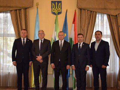 У Берегові зустрілися омбудсмани України та Угорщини