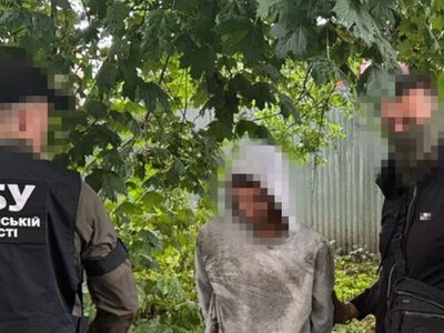 Бомба у сміттєвому баку мала вибухнути в годину пік: СБУ заявила про запобігання теракту в центрі Рівного
