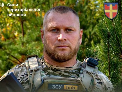 Військовий з Бердичівщини любить солодке, але дає перцю ворогам
