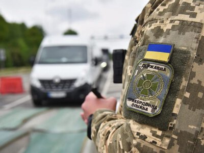 На кордоні з Польщею фіксують накопичення автомобілів: де найбільші черги