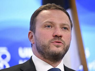 Естонія вимагає від Франції пояснень через скасування санкцій ЄС проти Усманова та Фрідмана