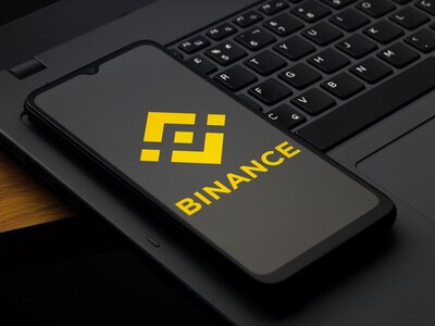 Binance відмовляється від гривні: українцям дали час до 28 вересня, щоб забрати гроші