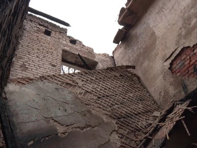 У Лозовій під зливою усувають наслідки масованого удару й борються за вокзал