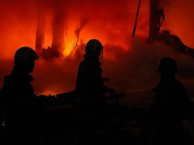 У Києві після атаки зруйновані склади, пошкоджені медзаклади