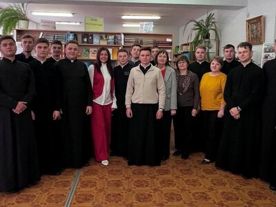 Наукову бібліотеку ТНПУ відвідали вихованці Тернопільської вищої духовної семінарії