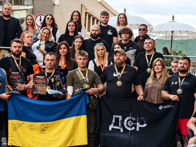 У Тернополі ветерани змагалися з адаптивного пауерліфтингу: переможець отримав автомобіль