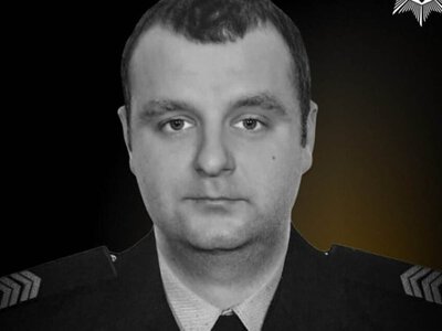 Внаслідок російського авіаудару по Олександрівці загинув поліцейський