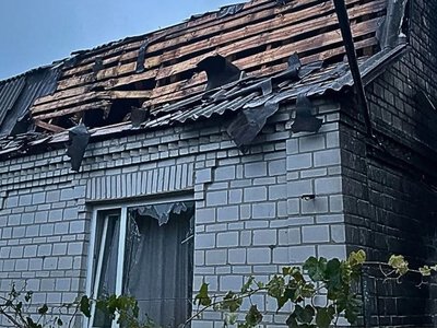 Дрони й балістика летіли на Київщину: пошкоджено будинки та авто