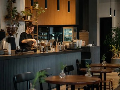 Starbucks закриє близько 250 кав’ярень у Північній Америці — CNBC