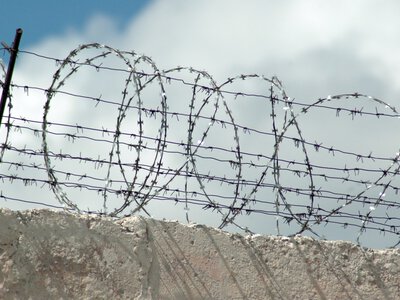 15 років за ґратами: у Кам’янському засудили учасника озброєної банди, який скоїв серію нападів