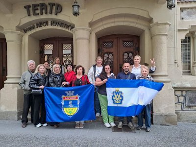 «Вільні разом»: Київ, Львів, Ужгород та Кривий Ріг продовжують допомагати переселенцям з Херсонщини