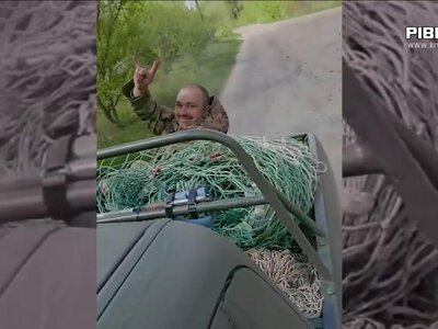 47-й розмір ноги та собака-рятівник: як боєць ТрО пройшов шлях від Полісся до Донеччини (ВІДЕО)