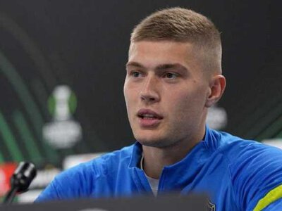 Зірковий футболіст, який не приїхав у збірну України, звернувся до Мальдери