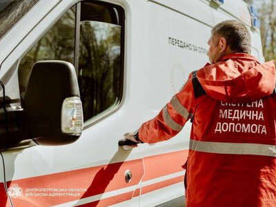 Росіяни атакували лікарню на Херсонщині, поранені двоє медсестер