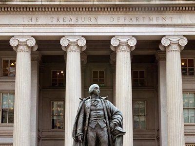 Глобальний розпродаж боргових ринків підняв дохідність 30‑річних US Treasuries до піку за два десятиліття