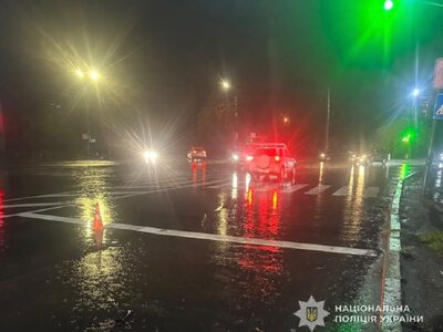 У Конотопі водій Jaguar збив 69-річного пішохода та втік із місця ДТП
