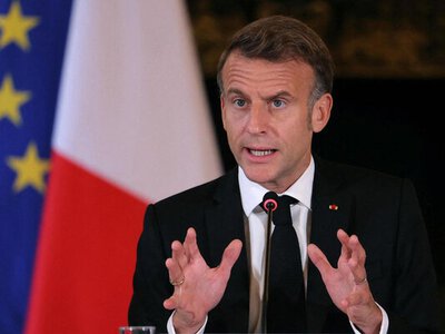 Макрон відмовляв Трампа щодо дизеля: як заборона експорту вдарить по цінах у Європі