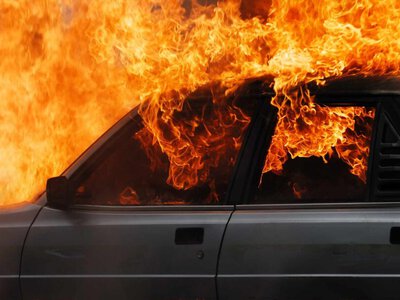  У Ніжині загорівся автомобіль ВАЗ: пожежу спричинила розгерметизація газової системи 