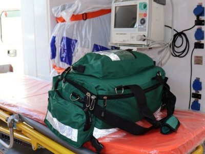 Медики подолали 6 кілометрів лісу, аби врятувати людину — PMG.ua