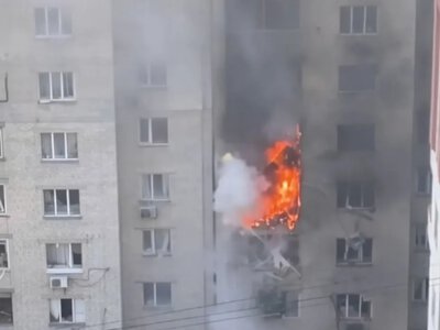 У Києві стався приліт у житлову багатоповерхівку: загинула 14-річна дитина, є поранені (відео)