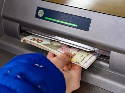 Скільки готівки можна зняти з картки у жовтні: нові ліміти